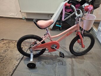 Dívčí kolo ZÁNOVNÍ - 2