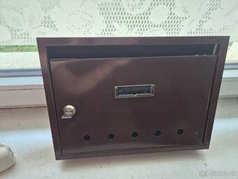 Poštovní schránka - 2