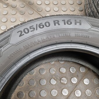 4x Letní 205/60 R16 7mm+ - 2