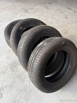 Michelin 195/65/15 - 2