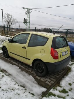 Citroen C2 1,1i 2004 - 2