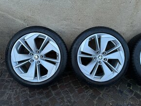 Orig. 18palc.alu comet+zimní Continental 225/45R18 - 2