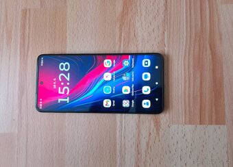 MOTOROLA moto g82 5G - 6.6" AMOLED, 6GB/128GB-TOP STAV - 2