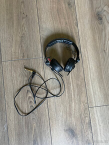 Sluchátka Sennheiser HD 25 - 2
