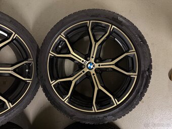 5x112 r21 G05 G06 275/40 r21 315/35 r21 Pirelli - 2