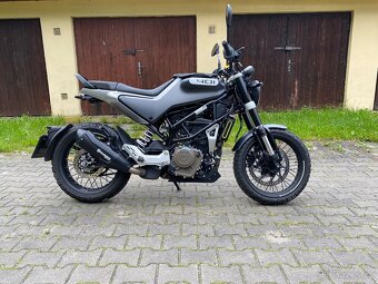 Husqvarna Svartpilen 401 - 2