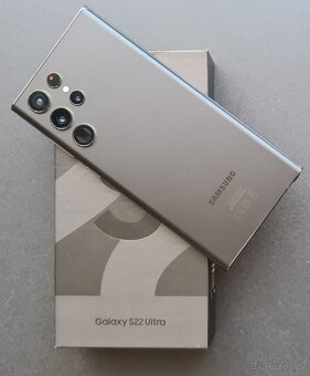 Vyměním Samsung Galaxy S22 Ultra / 8GB / 128GB / Top STAV. - 2