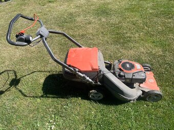 Sekačka HUSQVARNA - 2