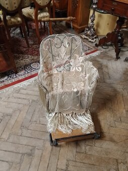 Starožitná sedačka - 2