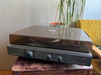 retro vintage Gramofon Tesla NZC 041 DE LUXE - 2