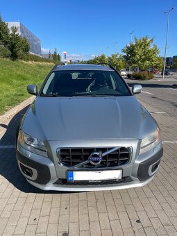 Volvo XC70 AWD MY2010 D5 151 kW automat - 2
