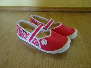 Balerínky Fare vel.35 - NOVÉ - 2