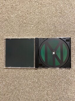 Cd Neutrality - Nočný život + odznak (nové, lim. ed. 327ks) - 2