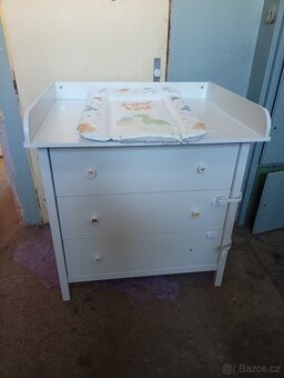 Přebalovací pult - 2