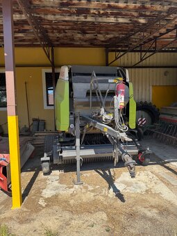 CLAAS VARIANT 365C - 2