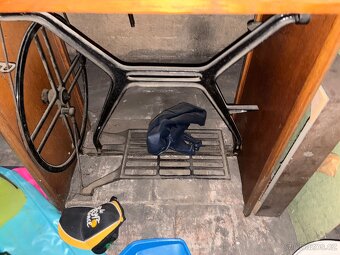 Šicí stroj Zetina - 2