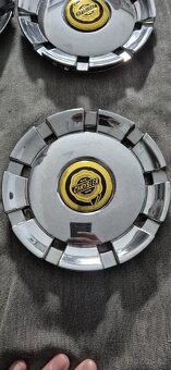 Chrysler - krytky kol - 2