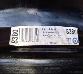 Plechové disky - čtyři - 2