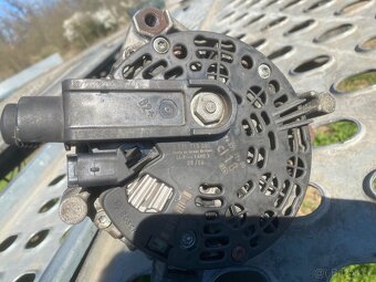 BOSCH O 121 715 001 - Alternátor - 2