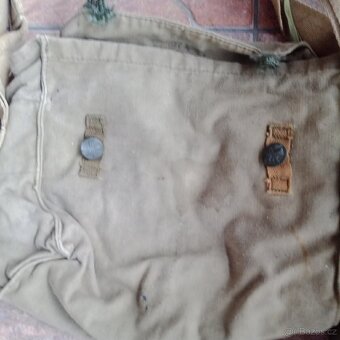 Staré batůžky a čutora - 2