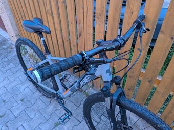 Dámské horské Cube 29, vel M - 2