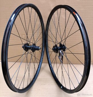 Kola GIANT XCT 29" Boost pro SH Microspline 12s, Tubeless - 2