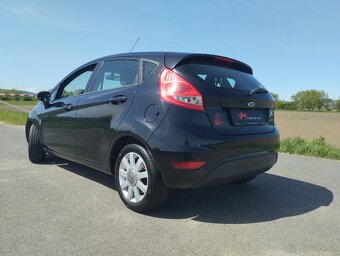 FORD FIESTA 1,2 2X KOLA, 60KW,VELMI PĚKNÝ STAV. - 2