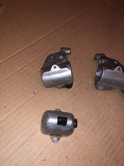 Čz 125 175 250 enduro 988 471 476 477 hliníkové objímky - 2