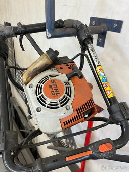 Benzínový zemní vrták STIHL - 2