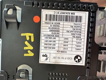 BMW F10 F11 display 9243903 - 2