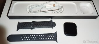 Apple Watch Nike Series 7 45mm Temně inkoustový hliník - 2