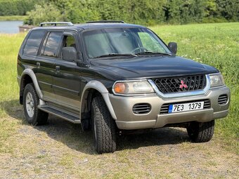 Mitsubishi Pajero / Montero Sport - 2