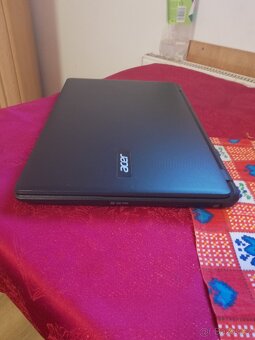Acer Aspire ES1-571 Full HD displej - 2
