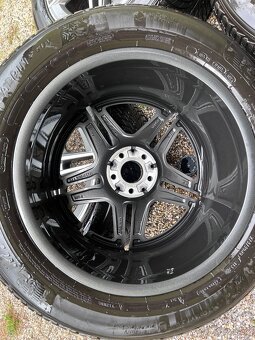 Sada zánovních disků + zánovní zminí pneu na Mercedes GLE 53 - 2