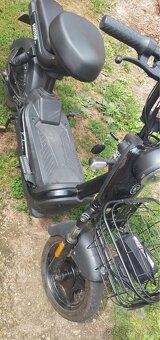 Elektrický moped - 2