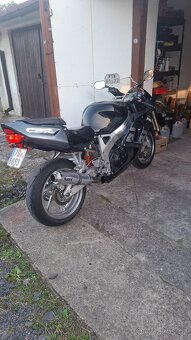 Honda cbr 900rr - 2