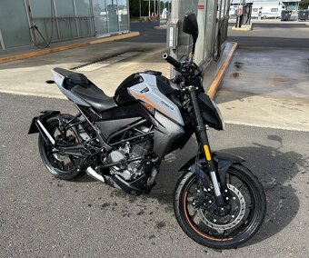 CF MOTO 300 NK - 2
