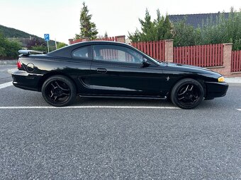 Ford Mustang 3.8 V6 , manuál , klimatizace , slušný stav - 2
