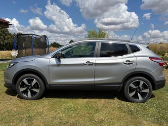 Nissan Qashqai 1.2 DIG-T 115 N-Connecta 2017 ČR Keyless+Pano - 2