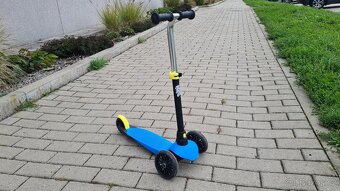 Koloběžka se 3 kolečky - 2