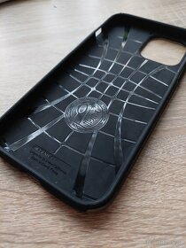 Spigen Liquid Air kryt iPhone 12 Pro Max - 2