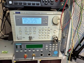 TTi TGR 1040 signální generátor 10 MHz – 1.000 MHz - 2