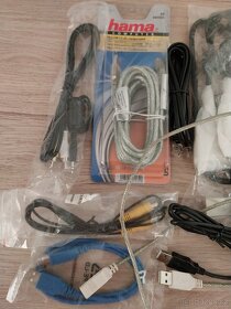 Mix kabelů, nabíječky.. - 2