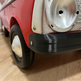 Prodám nárazníky na šlapací moskvič - 2