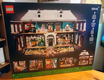 LEGO Ideas 21330 Sám doma - 2