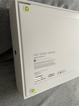 NOVÝ APPLE MACBOOK PRO 14” 2024 - 2