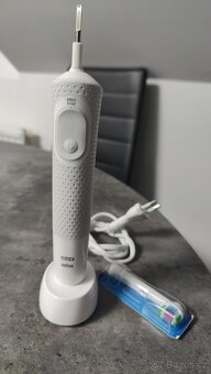 Braun Oral-B - 2