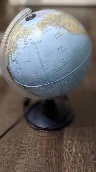 Svítící globus - 2