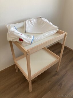 Přebalovací pult - 2