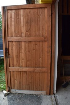Dřevěná vrata - 2